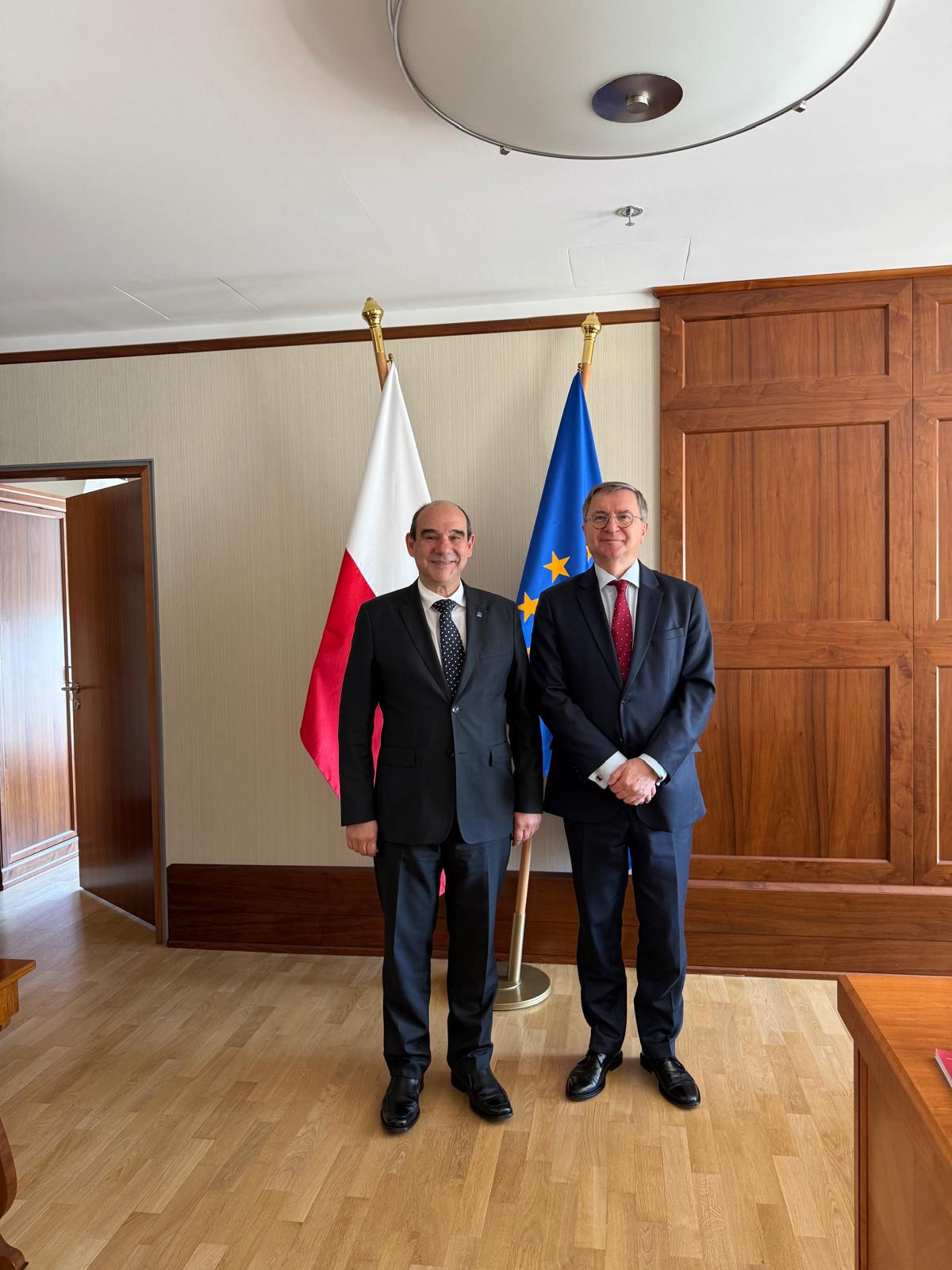 Primeira reunião bilateral de trabalho entre os Supremos Tribunais Administrativos de Portugal e da Polónia